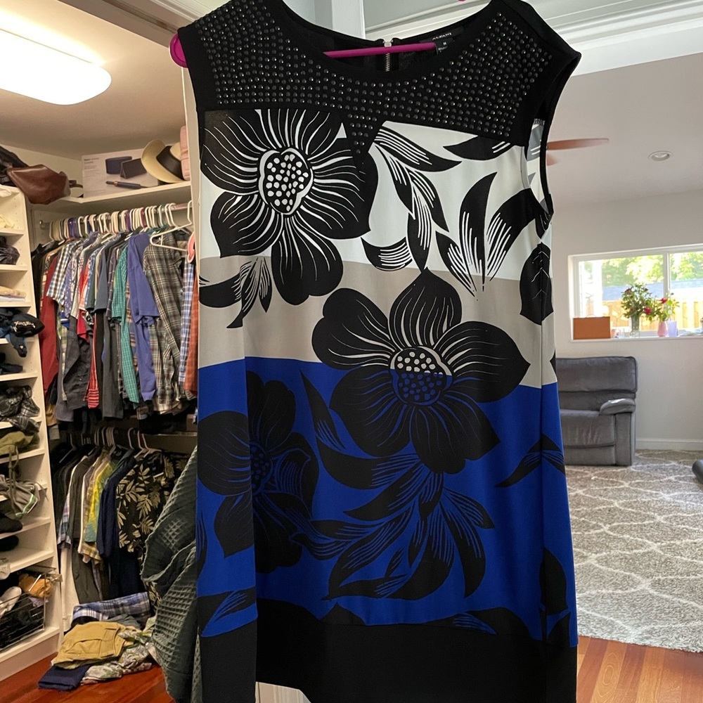 Alfani dress in like new condition.